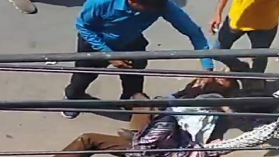 Band Operator Attacked on Pretext of Booking Brutally Beaten