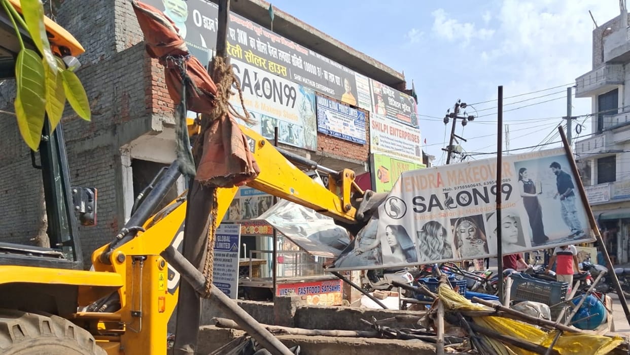 Encroachment Drive from Shahganj to Collectorate Faces Resistance in Agra