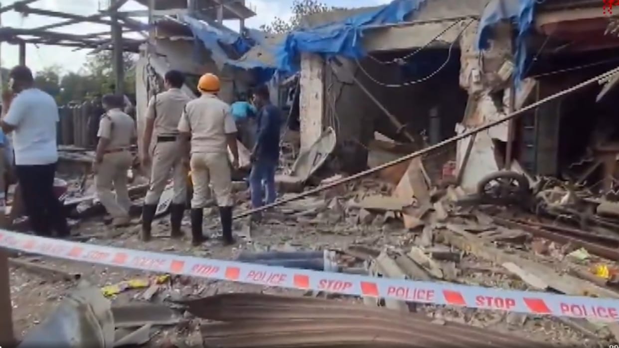 dadra and nagar haveli nitrogen gas warehouse explosion many dead injured