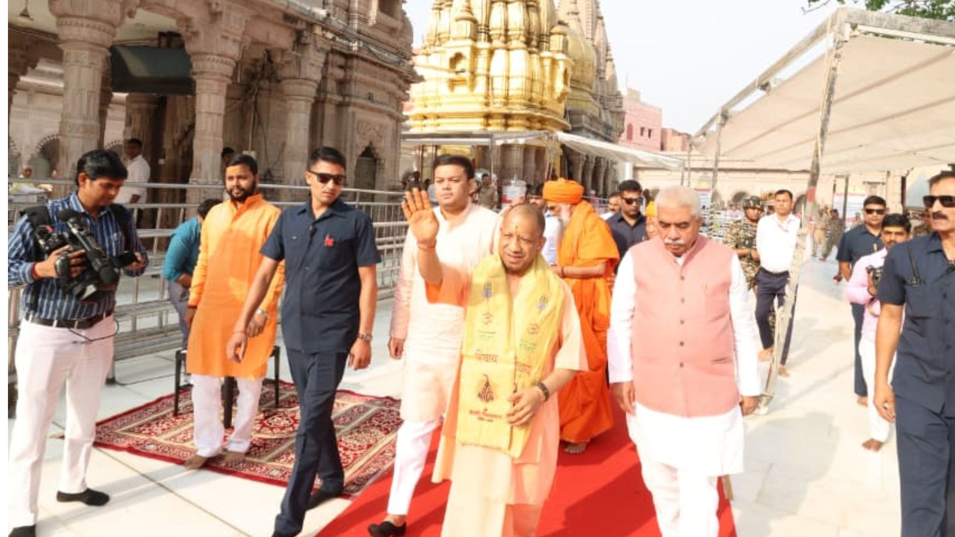 CM Yogi Varanasi Visit: Kashi Vishwanath and Kal Bhairav Temples Darshan, Attends School Chalo Abhiyan Event