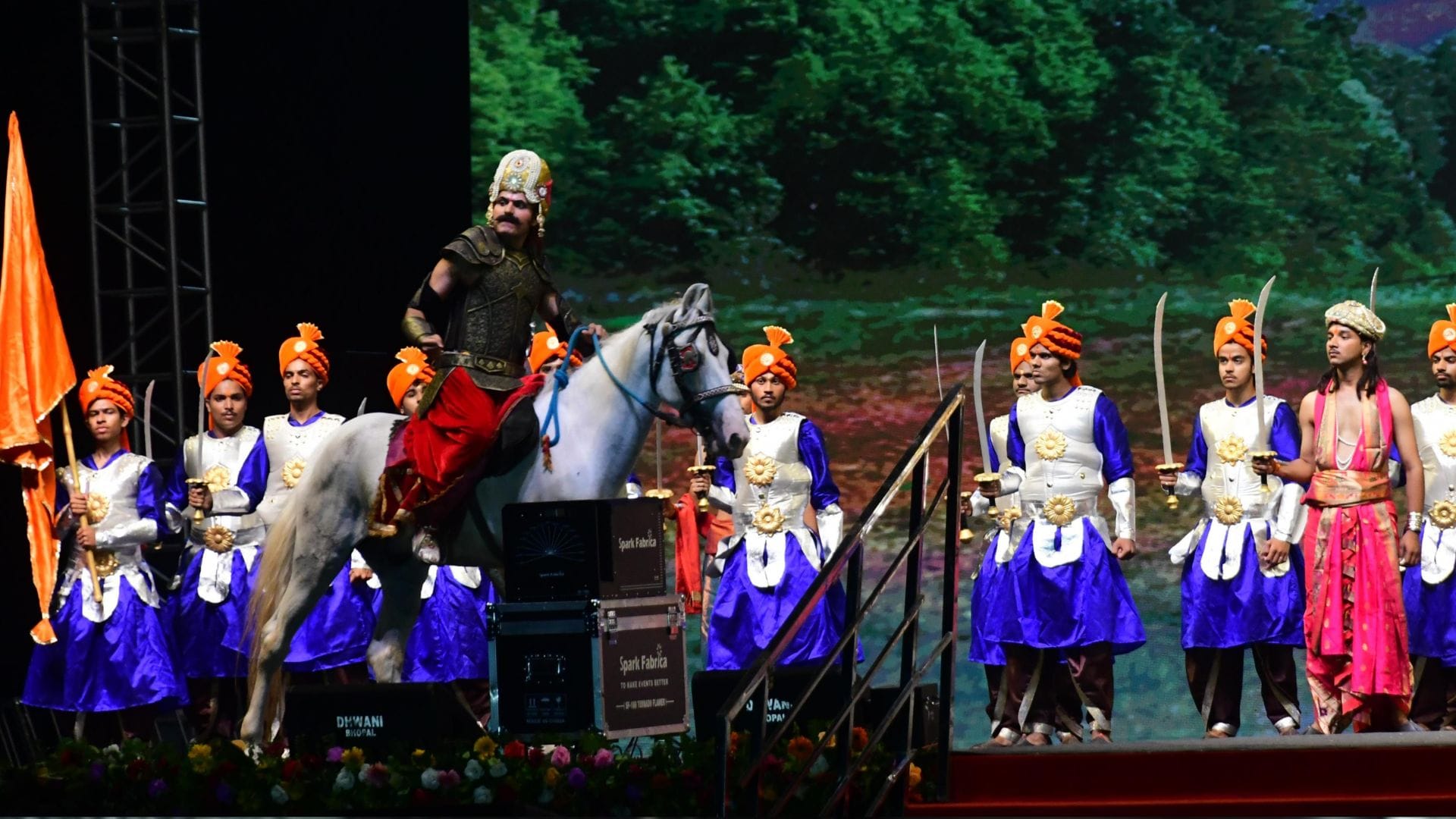 Samrat Vikramaditya Mahanatya in Kashi latest image of Real elephants and horses combined with powerful acting