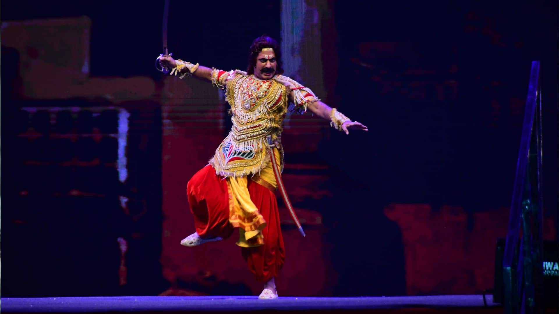 Samrat Vikramaditya Mahanatya in Kashi latest image of Real elephants and horses combined with powerful acting