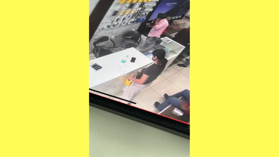 iPhone stolen from mobile shop in Ambala