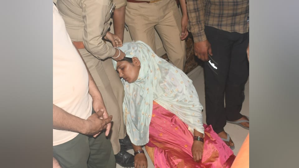 BSF Jawan Nain Singh Murder Case Wife Komal Had Husband Killed by Her Lover in meerut