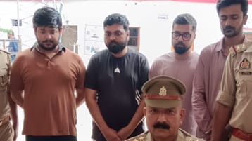Varanasi Police and SOG-2 Arrested Four Accused for IPL Betting in Tagore Town Varanasi Police and SOG-2 Arrested Four Accused for IPL Betting in Tagore Town