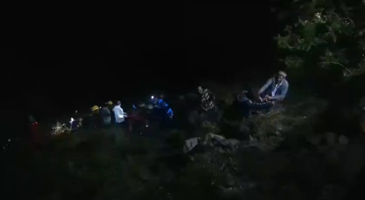Traveler vehicle plunges into gorge in Kullu reports of multiple fatalities seven rescued safely
