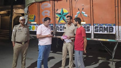 Fake Toll Scam In UP Toll Receipts Overloaded Vehicles Issued Under Bogus Numbers; Offi