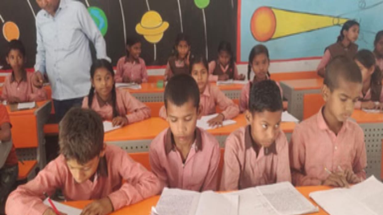 Three lakh school children in the district will study POCSO, the law has been included in the academic