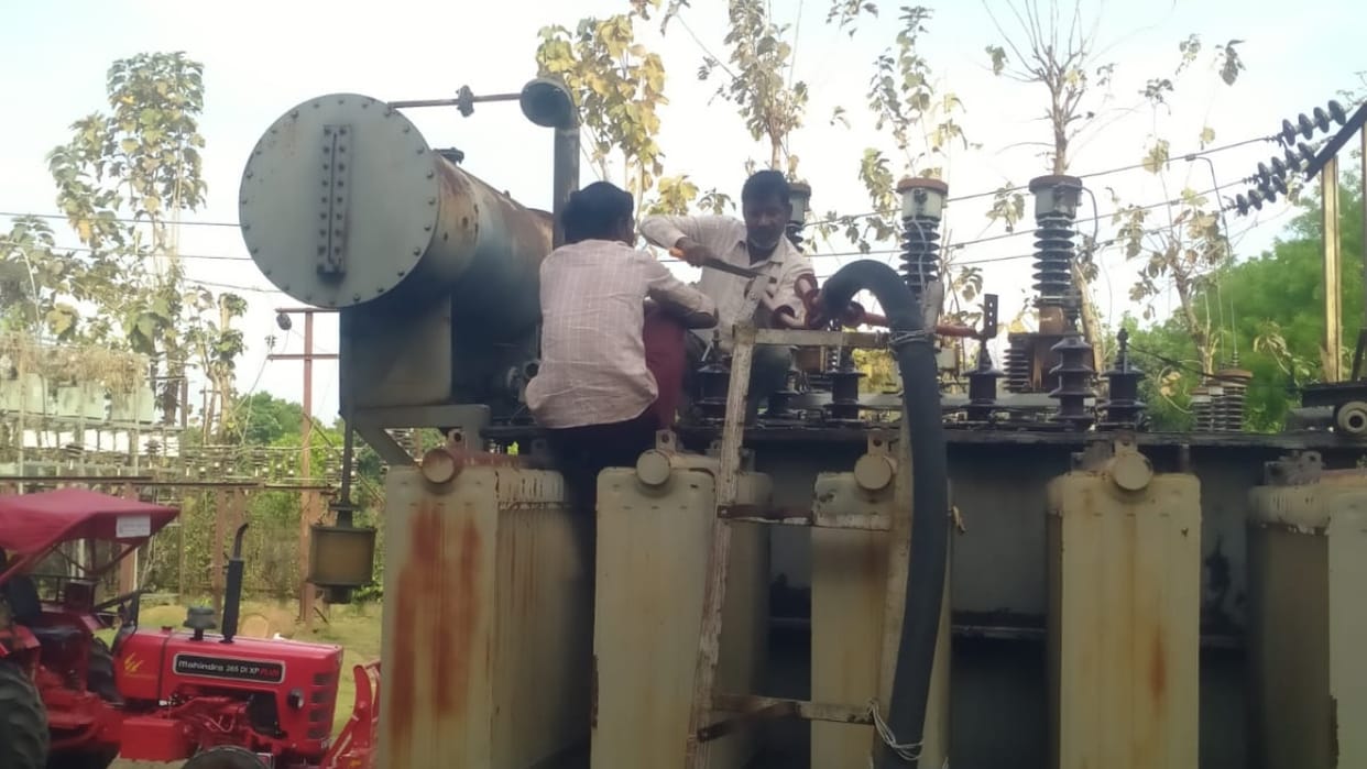 power supply disrupts in Pilibhit due to rain