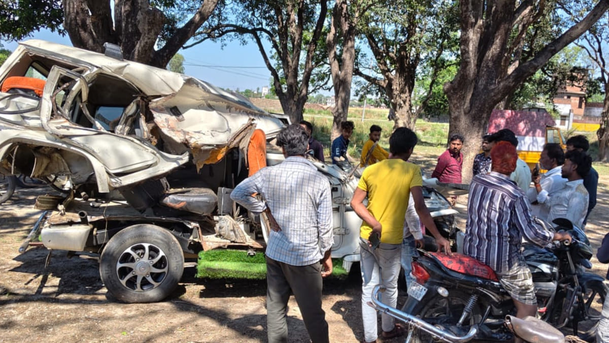 Siddharthnagar: बोलेरो पलटी... मां और मासूम बेटे की मौत, आठ घायल- शुक्रवार देर रात हुआ हादसा