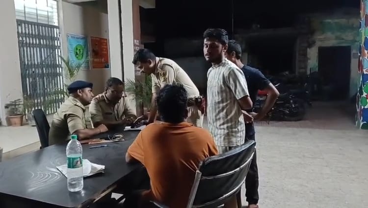 बिहार के इस शहर 25 करोड़ की लूट: कस्टम अधिकारी बनकर उड़ाया 17 किलो सोना; फिल्मी अंदाज में दिया घटना को अंजाम