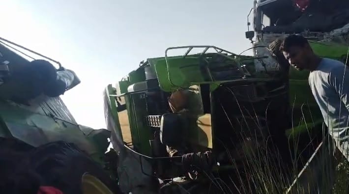 Auraiya Dumper smashed to parked combine harvesters one dead and five critically injured