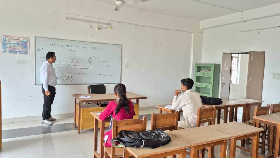 राजकीय महाविद्यालय हरीपुर, निहस्था का क्लास रूम।