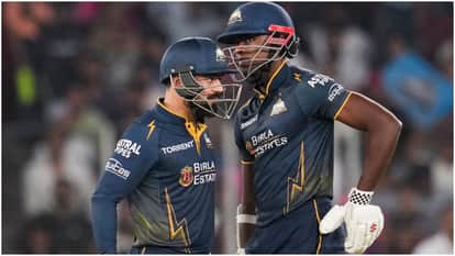 GT vs RCB Dream11 Prediction Playing XI Captain Vice-Captain Players List News in Hindi