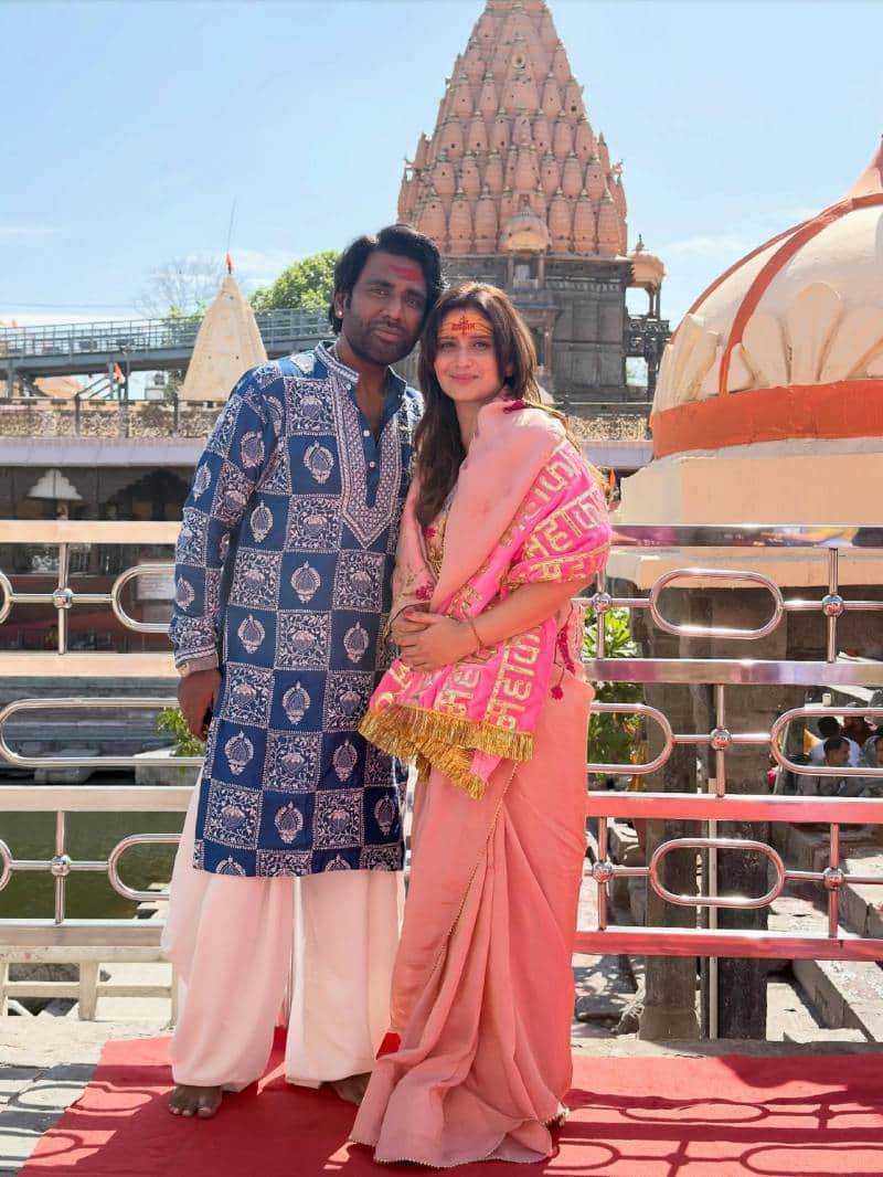 आरती सिंह-दीपक चौहान