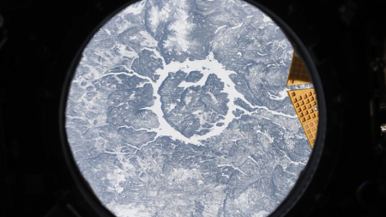 artemis astronauts shown manicouagan impact structure on earth