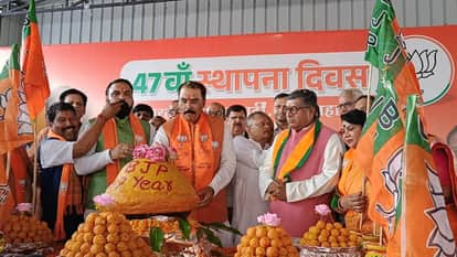 BJP party celebrated 47th foundation day launched 'Go to Village' campaign starts patna bihar news