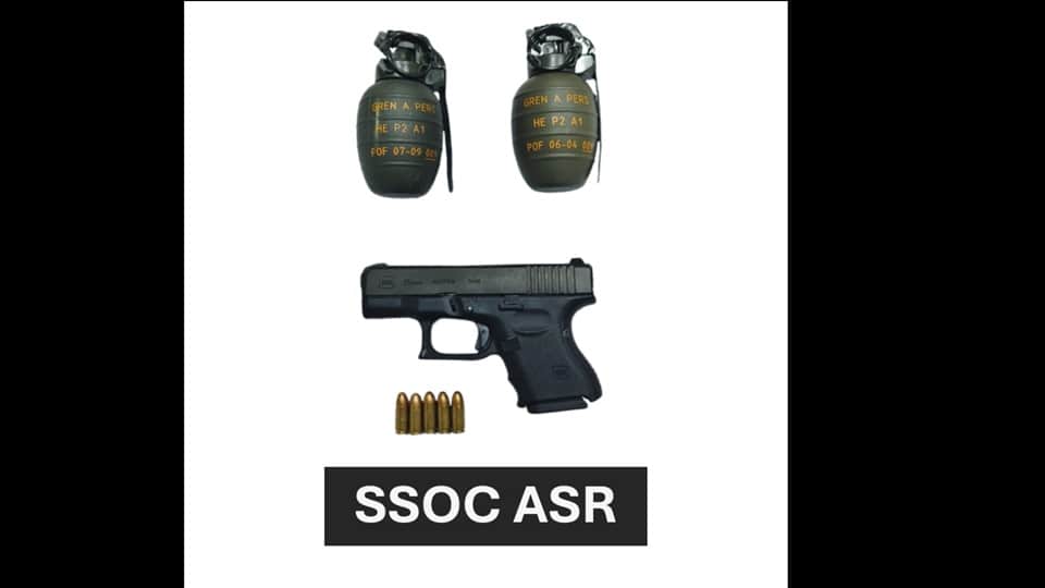 बरामद हथियार और गोला बारूद