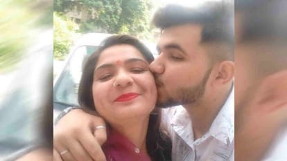 मां-बेटे