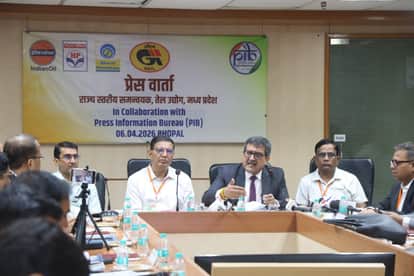 Abundant stock of gas and petrol: 2.20 lakh cylinders distributed daily in the state, companies caution agains