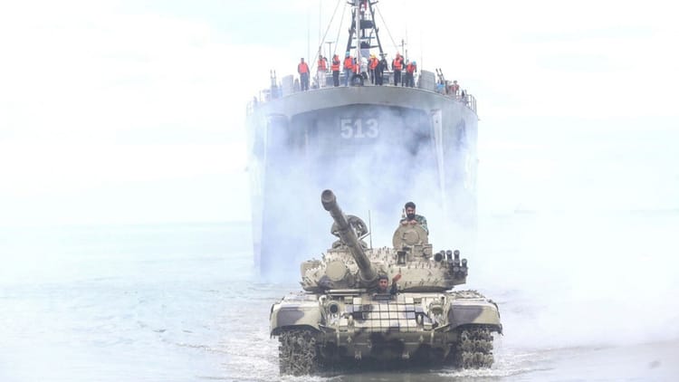 Hormuz: होर्मुज से गुजरने के लिए लेवी पर कोई बातचीत नहीं, सरकार बोली- सुरक्षित हैं एलपीजी लाने वाले जहाज