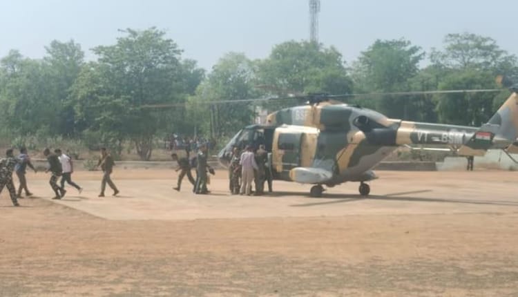 Jharkhand News: सरंडा जंगल में सर्च ऑपरेशन के दौरान IED विस्फोट, CRPF जवान घायल; एयरलिफ्ट कर रांची भेजा