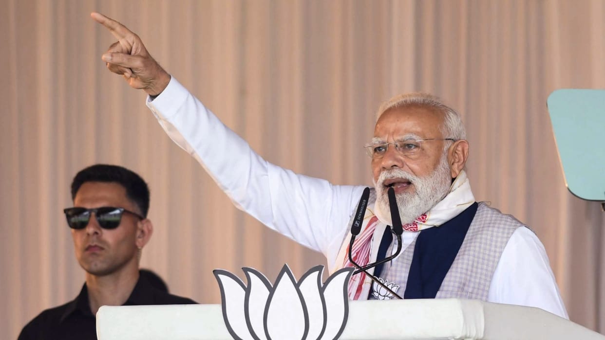 Bengal Election siliguri PM Modi Roadshow Sets Out Without Plan how Crowd Transformed Events Character