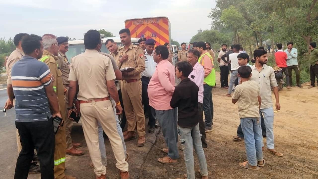 Bareilly accident Father and Sons Kidnapped for Murder All Criminals Killed in Road Accident