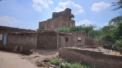 Illegal Constructions Around Taj Mahal Surge: 3,913 Cases in 10 Years No Action Taken