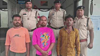 तीन आरोपी गिरफ्तार