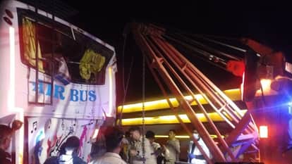 Container Collides with Bus on Expressway