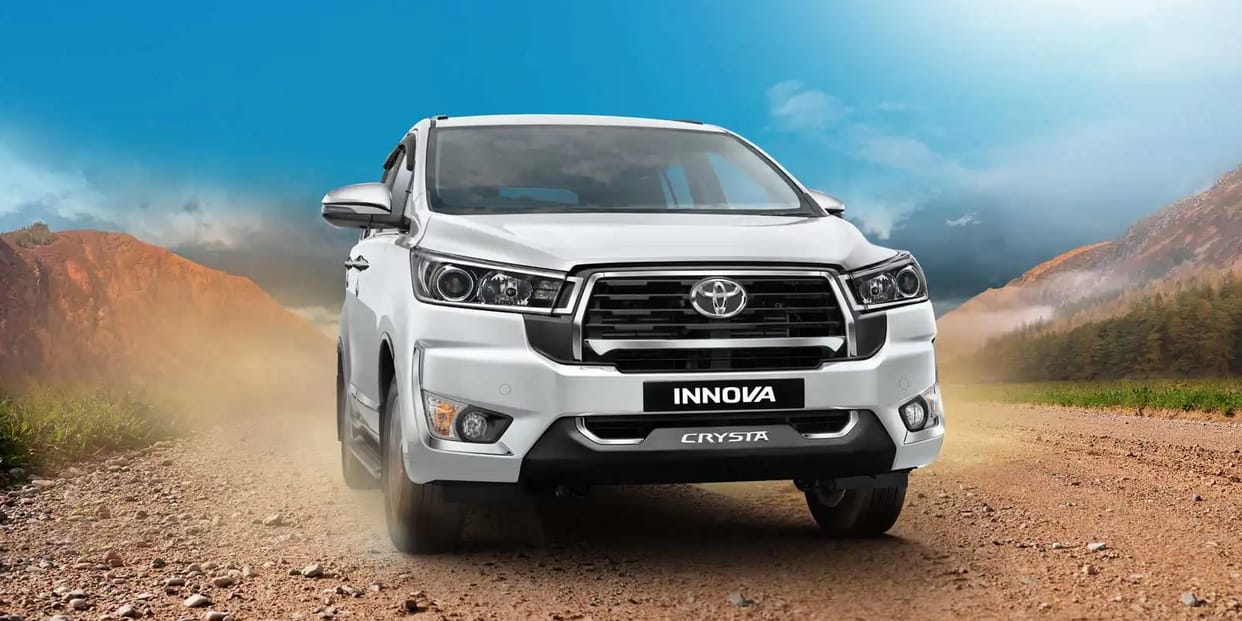 Toyota Innova Crysta Likely to Be Discontinued by 2027: Hybrid Hycross to Replace Popular MPV Claims Report