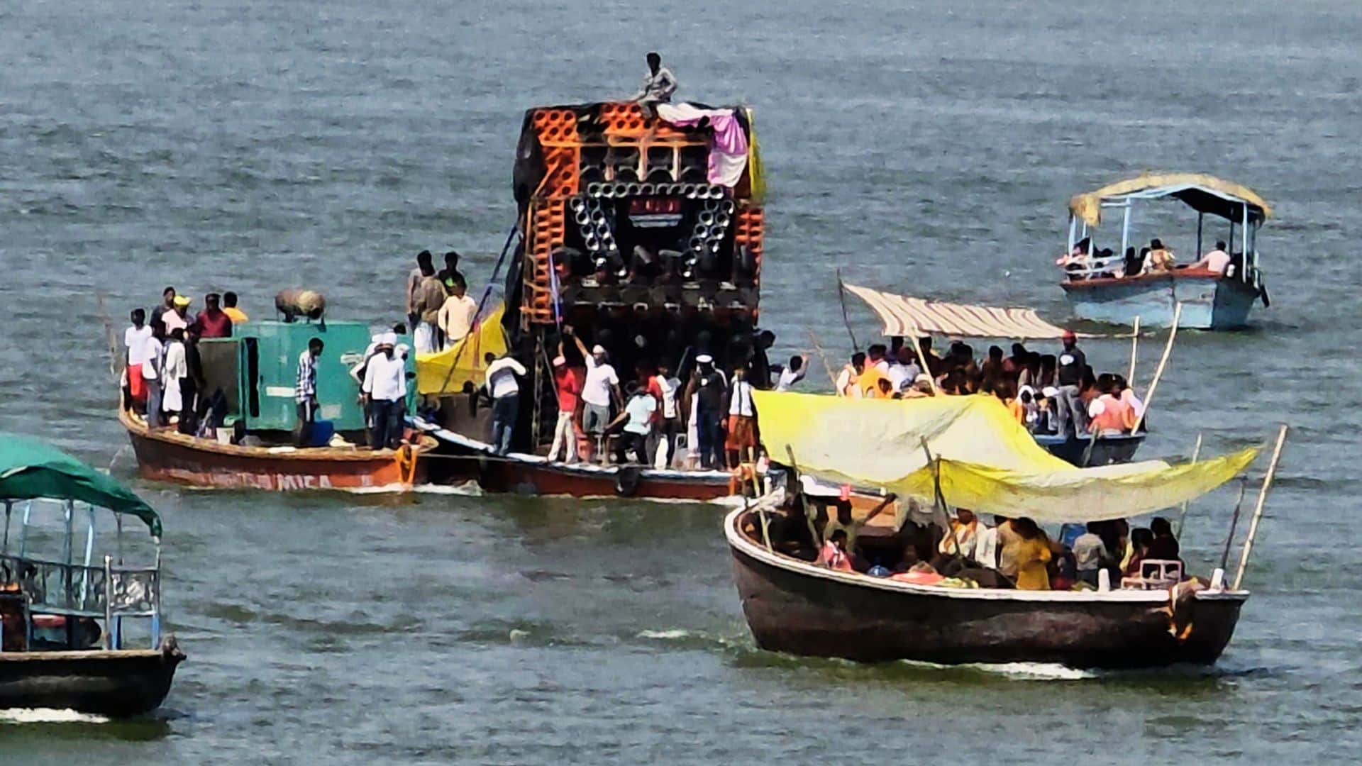 Pre-Monsoon-like Scenario in April Fifth Spell of Unseasonal Rain in Kashi in Last 10 Days