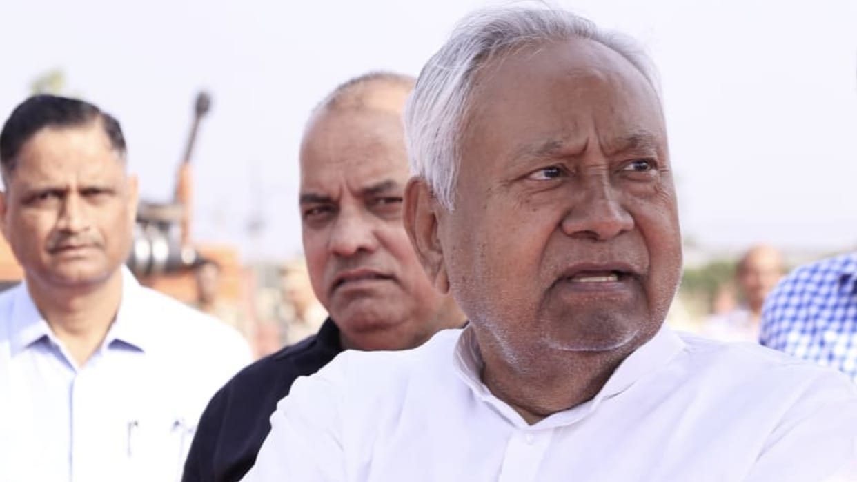 Bihar Government warned government employees action taken against criticizing patna bihar news