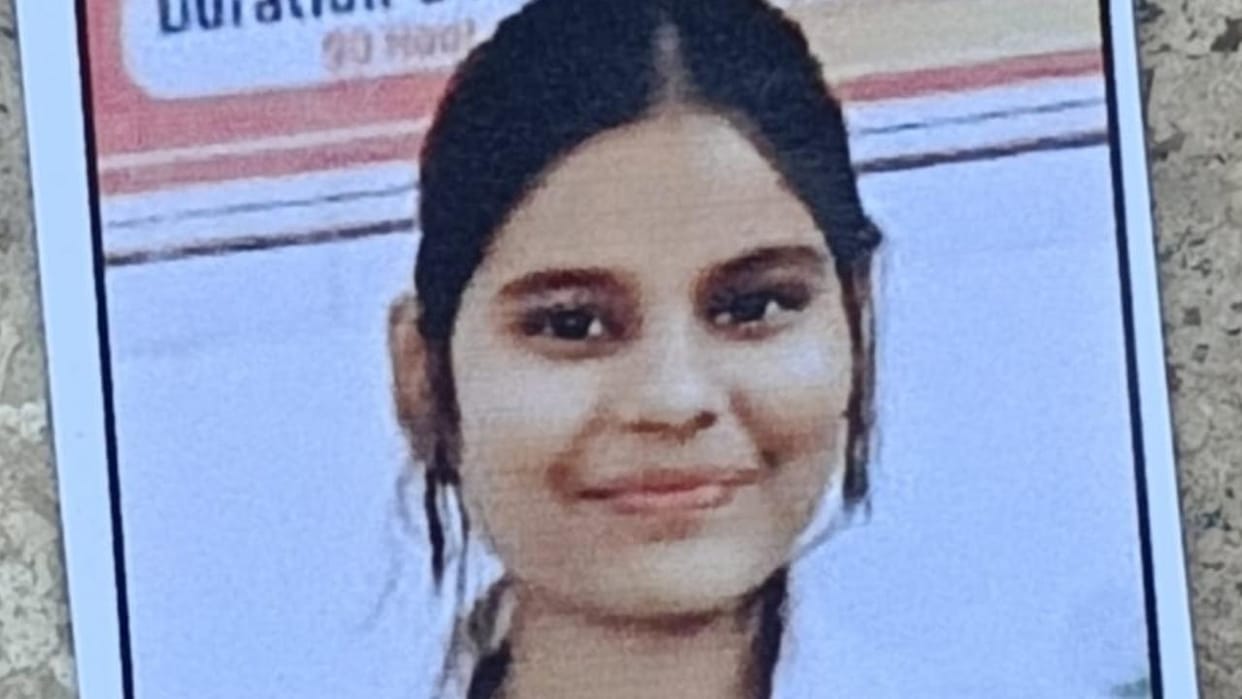 Jhansi: Suspicion lingers in the village over the teenage girl's murder; police uncover crucial clues.