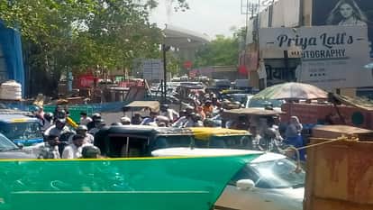 Metro Construction Chaos: Ambulances Stuck in Massive Traffic Jam on MG Road