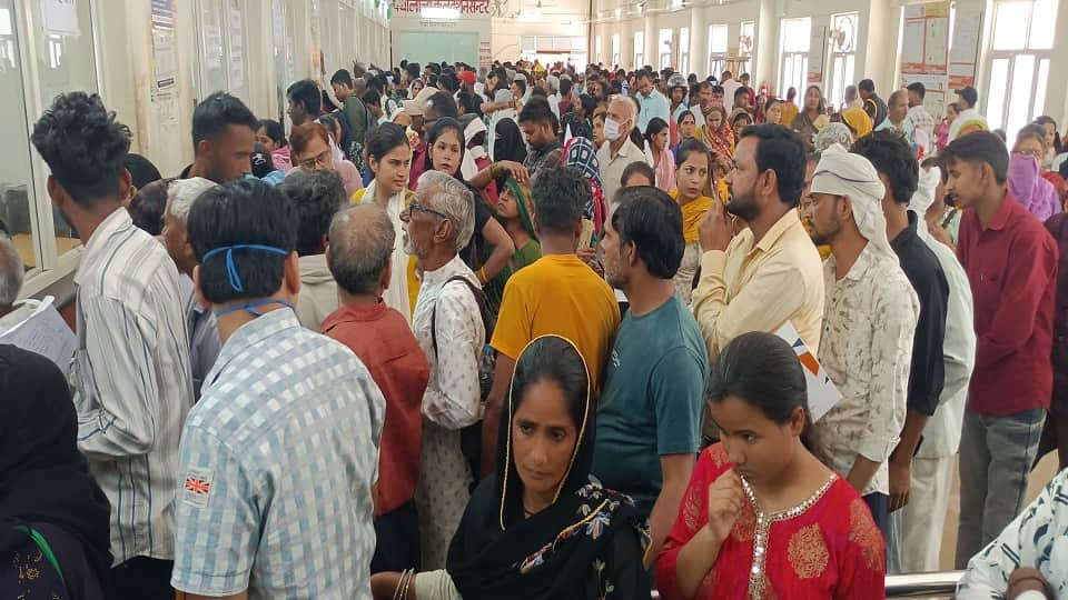 Heat and Changing Weather Trigger Spike in Illnesses, Patient Rush at SN Medical College OPD