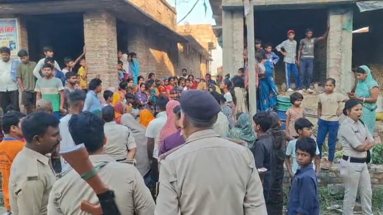 Bihar Crime: आपसी रंजिश और जमीनी विवाद में भैसुर व भतीजे ने महिला को मारी गोली, घटनास्थल पर ही मौत