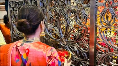 Actress MP Kangana Ranaut visited Kalighat Temple to seek blessings of Maa Kali in Kolkata shares Photos