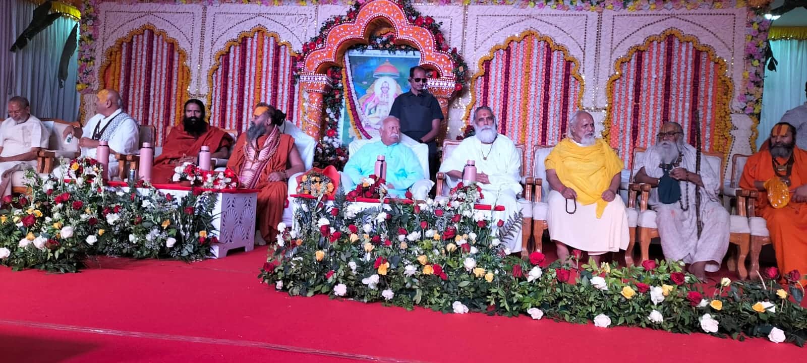 मोहन भागवत पहुंचे मलूकपीठ