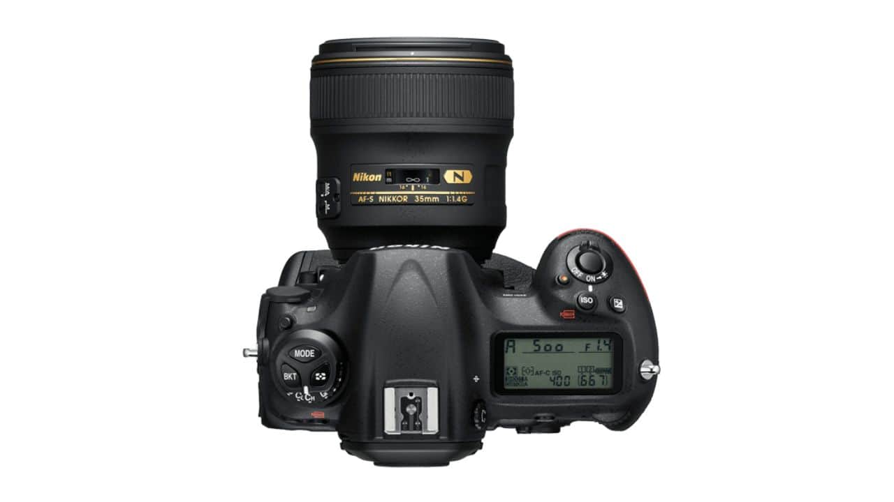 nasa artemis ii mission astronauts use iphone 17 pro max with 28 camera on board