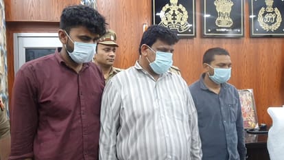 UP: नींद की गोलियां दीं, कार में आग लगाई, पानी में डुबोया फिर हथौड़े से मारा; इस कारण सिपाही मां-बेटे का कत्ल Husband murdered female constable and two-year-old son burned bodies after setting car on fire in rampur