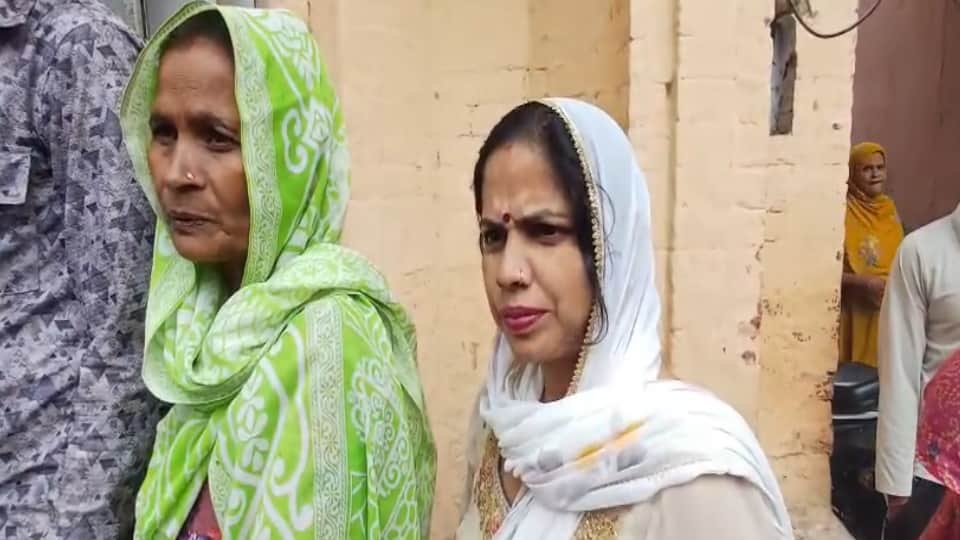 Gas Shortage Sparks Chaos; Consumers Queue for Hours but Still No LPG Cylinders