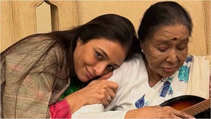Bhooth Bangla star Tabu Shares Photos With Asha Bhosle Revealed how she got special gift from legendary singer