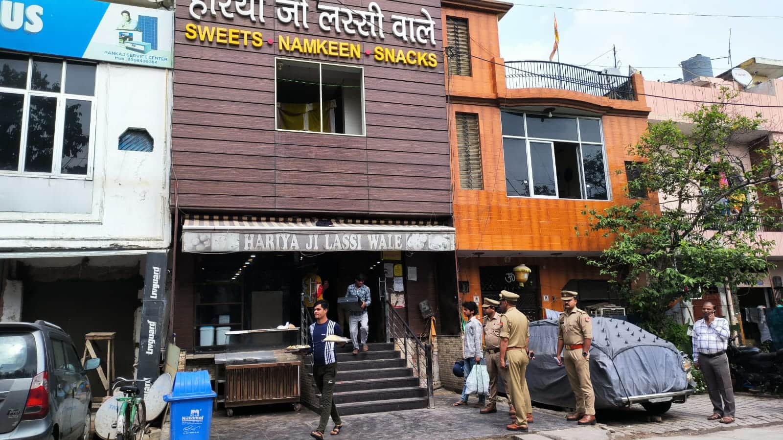 Meerut: Central Market Sealing Drive Sparks Protest, Hospitals and Schools Locked, Traders Block Road in Anger