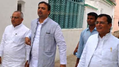 police are engaged in framing innocent people Samajwadi Party takes jibe at law and order situation