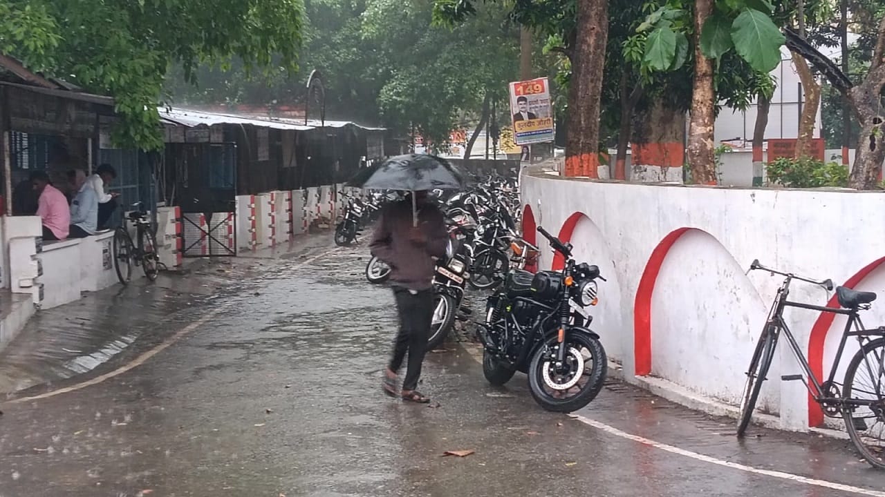Crops Damaged due to heavy rain by Strong Winds in Bareilly-Pilibhit