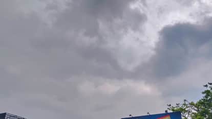 Alert for Strong Winds and Rain in Punjab Today Mercury Below Normal Levels