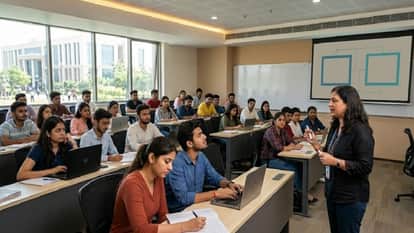 Metro University Approved in Greater Noida West