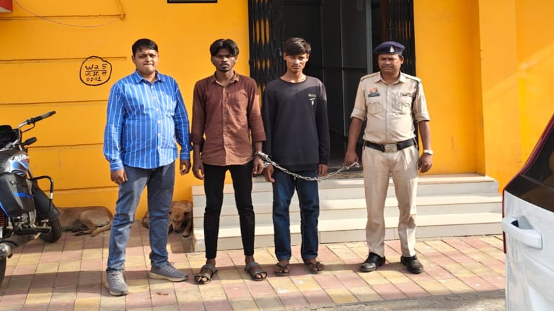 पुलिस के गिरफ्त में आरोपी